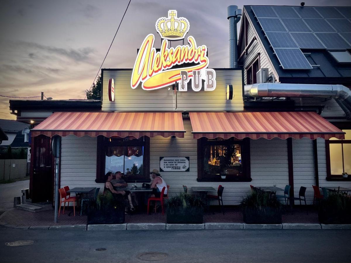 Aleksandri Guesthouse Pärnu Dış mekan fotoğraf